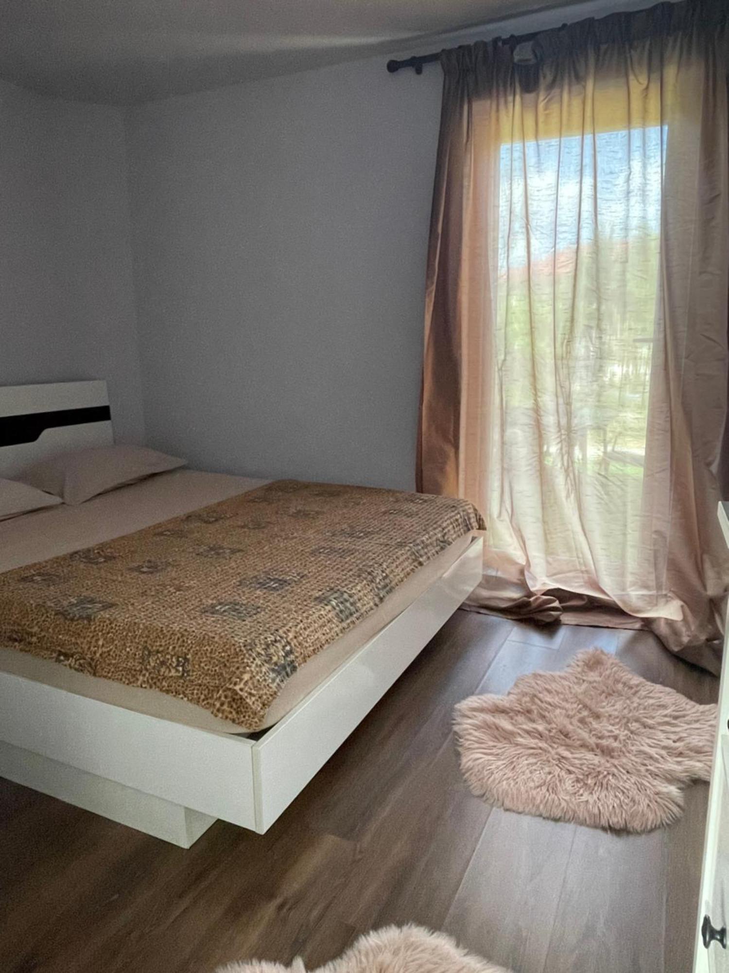 Апартаменты Garsoniera La Casa Тимишоара Экстерьер фото